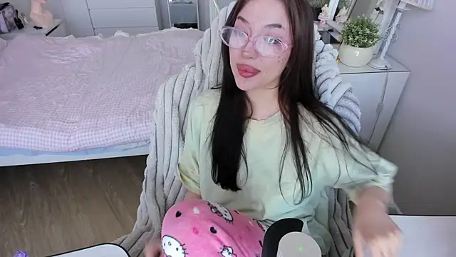 saadnesstyan online show from 09/16/25, 03:29