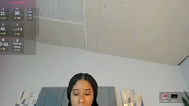 Snapshot of Sophia_Ebony chatting on 11/18/25, 12:42 Sophia Ebony online show from 11/18/25, 12:42