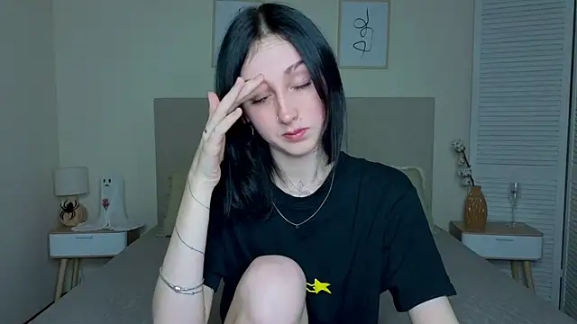 Little moly999 online show from 11/11/25, 09:15