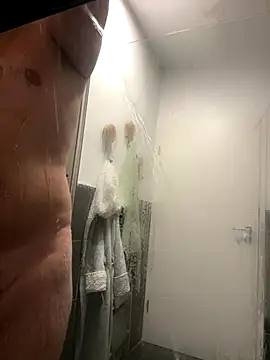 Snapshot of yungdboiy chatting on 10/08/25, 07:44 yungdboiy online show from 10/08/25, 07:44