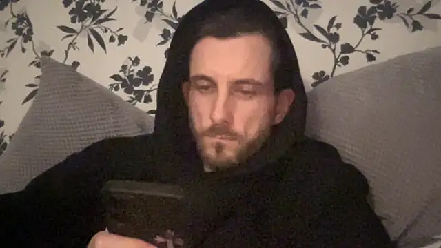 Big8inchUncutCock online show from 04/03/26, 08:18