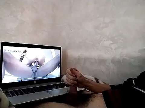 Snapshot of Mandy1212 chatting on 11/30/25, 08:51 Mandy1212 online show from 11/30/25, 08:51