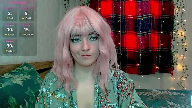 Snapshot of MagicPink chatting on 03/04/26, 11:27 MagicPink online show from 03/04/26, 11:27