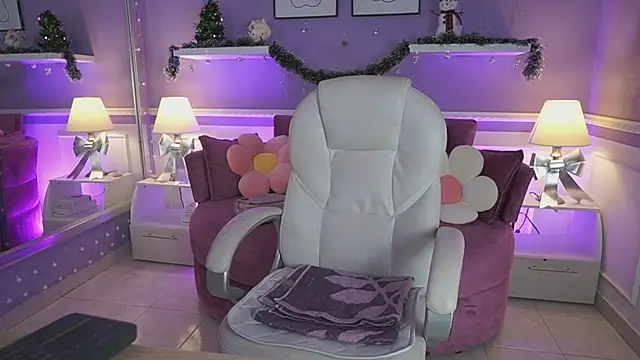 DahliaGrey online show from 12/15/25, 11:36