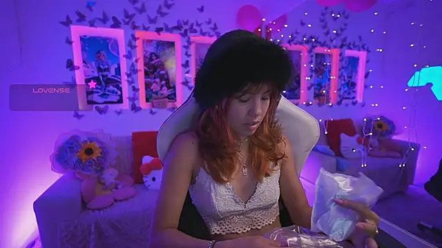 DahliaGrey online show from 05/30/26, 11:40