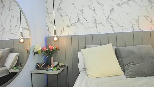 Karlla Brown online show from 10/19/25, 06:52