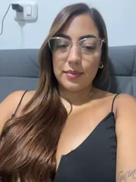 Snapshot of Karlla_Brown chatting on 03/28/26, 11:48 Karlla Brown online show from 03/28/26, 11:48