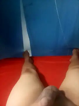 cora08 online show from 11/04/25, 09:47