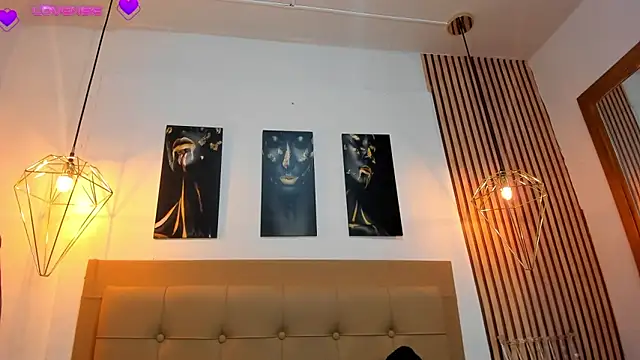 Snapshot of alesziarose chatting on 09/11/25, 07:58 alesziarose online show from 09/11/25, 07:58