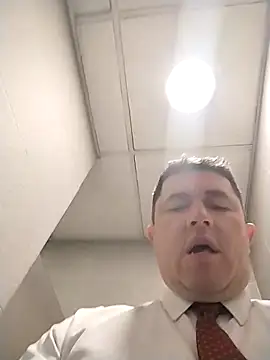BigCristh79 online show from 04/29/26, 07:34