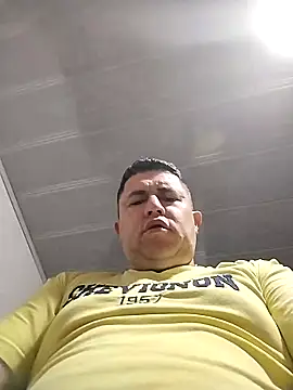 BigCristh79 online show from 05/12/26, 08:50