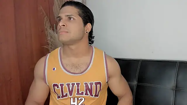 Evansdark1 online show from 10/29/25, 01:19