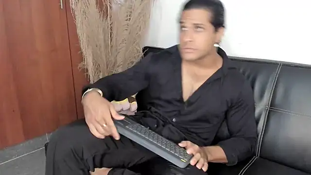 Evansdark1 online show from 11/14/25, 11:46