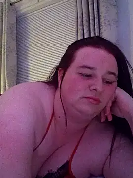 Snapshot of Curvaceouscarla chatting on 09/11/25, 09:37 Curvaceouscarla online show from 09/11/25, 09:37