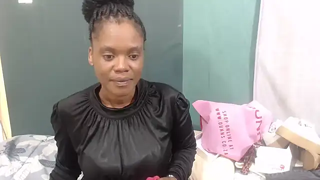 sexythae32 online show from 03/06/26, 07:05