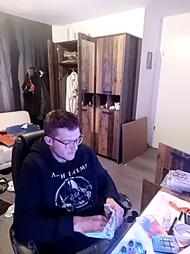 liema3156 online show from 11/03/25, 08:54