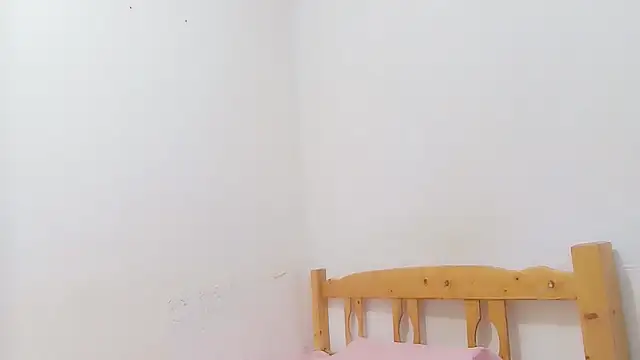 yueeraijj88 online show from 11/30/25, 05:44