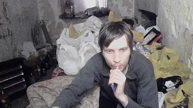 Snapshot of makarov1993 chatting on 05/22/26, 09:31 makarov1993 online show from 05/22/26, 09:31