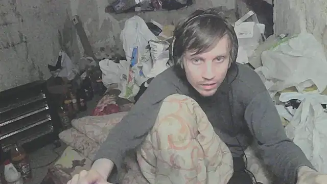 Snapshot of makarov1993 chatting on 06/03/26, 05:07 makarov1993 online show from 06/03/26, 05:07