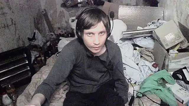 Snapshot of makarov1993 chatting on 06/09/26, 03:29 makarov1993 online show from 06/09/26, 03:29