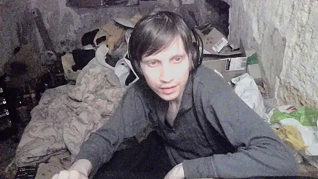 Snapshot of makarov1993 chatting on 06/23/26, 09:13 makarov1993 online show from 06/23/26, 09:13
