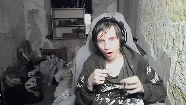 Snapshot of makarov1993 chatting on 08/02/26, 10:52 makarov1993 online show from 08/02/26, 10:52