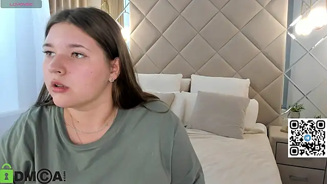 Chloee White online show from 10/03/25, 07:05