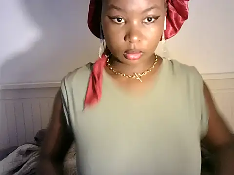 zoe215 online show from 06/27/26, 10:09
