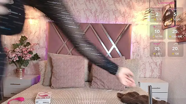 Snapshot of Aliice1_ chatting on 11/25/25, 08:09 Aliice1 online show from 11/25/25, 08:09