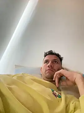 Michaell Spinelly online show from 11/08/25, 04:40