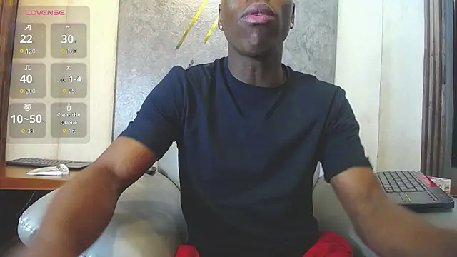 Snapshot of CharlesBrown_ chatting on 01/15/26, 05:05 CharlesBrown online show from 01/15/26, 05:05