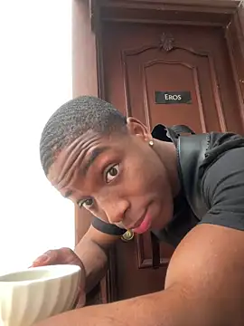 Snapshot of CharlesBrown_ chatting on 02/06/26, 01:14 CharlesBrown online show from 02/06/26, 01:14