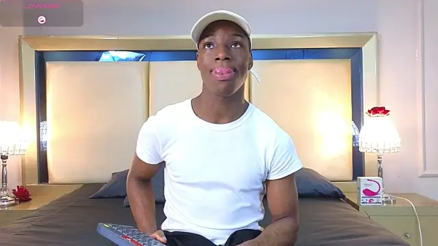 Snapshot of CharlesBrown_ chatting on 02/23/26, 03:53 CharlesBrown online show from 02/23/26, 03:53