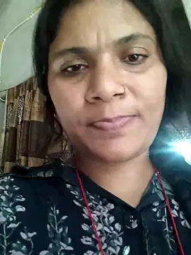 couple 71 online show from 10/29/25, 07:21