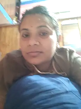 Snapshot of couple_71 chatting on 06/09/26, 10:38 couple 71 online show from 06/09/26, 10:38