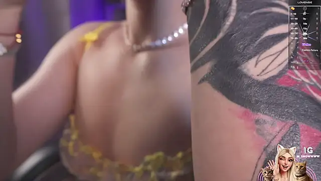 Snapshot of Miila_snow chatting on 11/05/25, 11:54 Miila snow online show from 11/05/25, 11:54