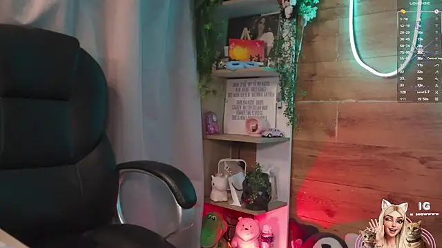 Snapshot of Miila_snow chatting on 02/28/26, 11:44 Miila snow online show from 02/28/26, 11:44