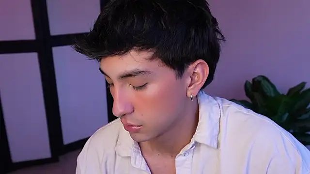 sweettaaron01 online show from 06/07/26, 10:24