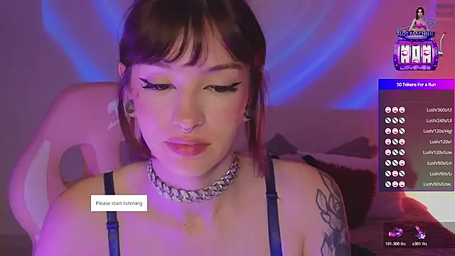 Moonlightt 21 online show from 05/17/26, 12:08