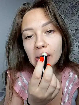 Snapshot of Olivia_OliV chatting on 06/27/26, 12:59 Olivia OliV online show from 06/27/26, 12:59