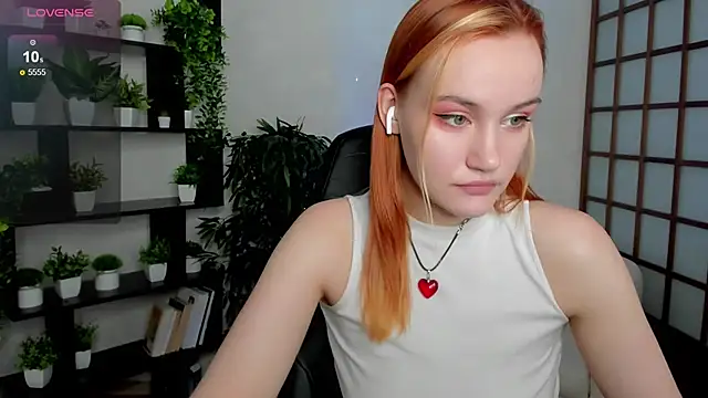 Ida FaneStain online show from 10/12/25, 02:32