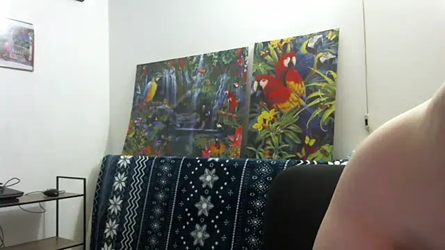 Snapshot of sweetdolly20 chatting on 10/18/25, 06:16 sweetdolly20 online show from 10/18/25, 06:16