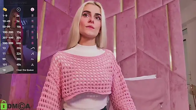 SelenaDaze online show from 11/13/25, 05:06