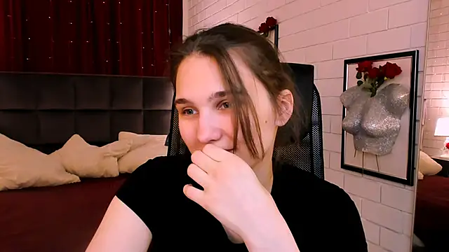 TessaMill online show from 12/01/25, 09:25