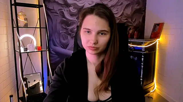 TessaMill online show from 06/18/26, 09:36