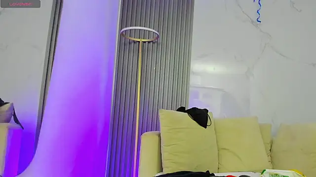 kiaratentation online show from 12/03/25, 07:45