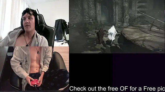 Snapshot of SkrogDog chatting on 04/14/26, 01:39 SkrogDog online show from 04/14/26, 01:39