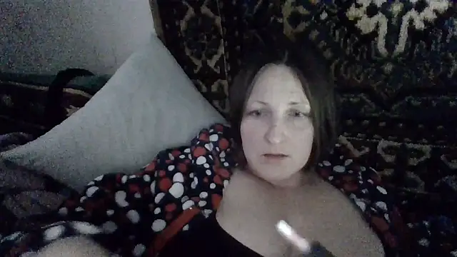 Snapshot of AllaSowinskaya chatting on 12/03/25, 11:08 AllaSowinskaya online show from 12/03/25, 11:08