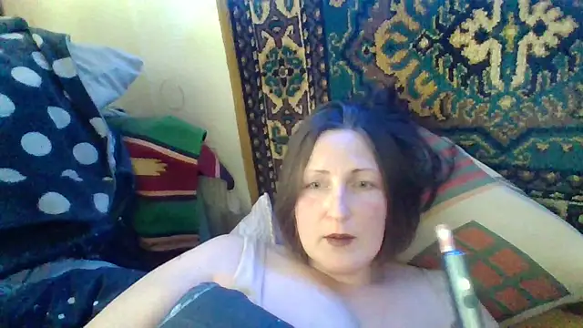 Snapshot of AllaSowinskaya chatting on 02/19/26, 12:12 AllaSowinskaya online show from 02/19/26, 12:12