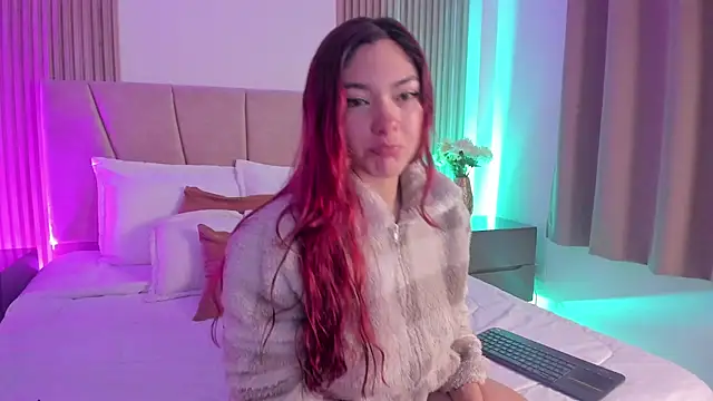 Victoria Beaumont online show from 03/18/26, 11:57